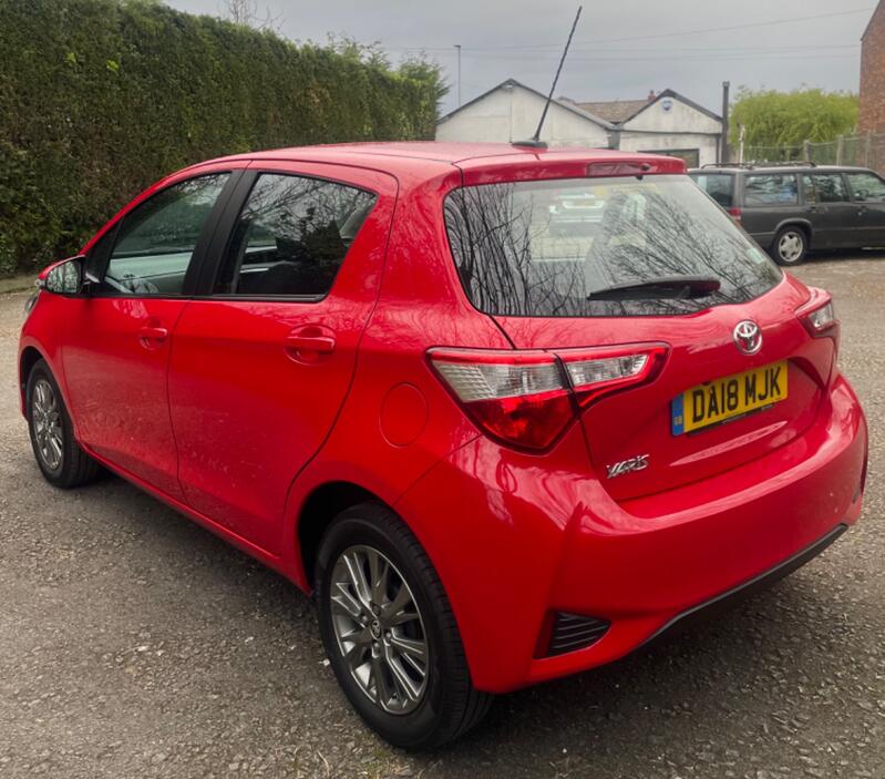 TOYOTA YARIS