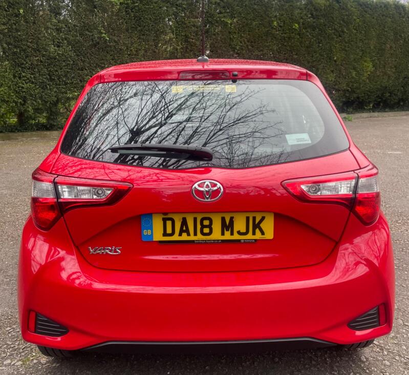 TOYOTA YARIS