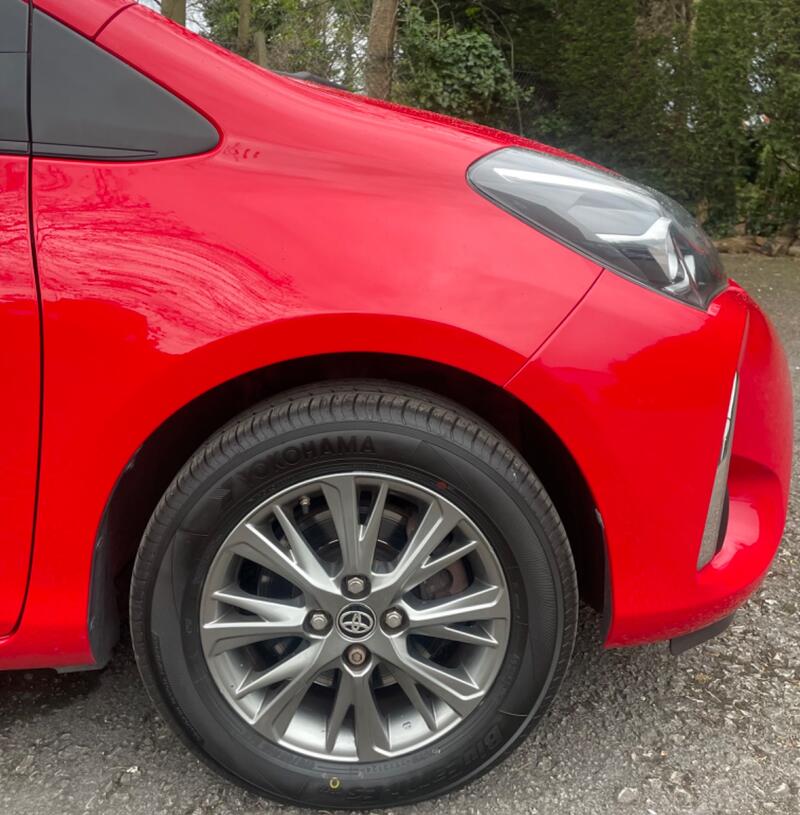 TOYOTA YARIS