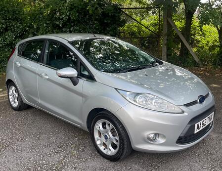 FORD FIESTA 1.4 Zetec